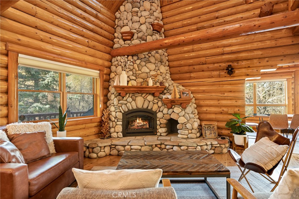 43629 Bow Canyon Drive Property Photo 5