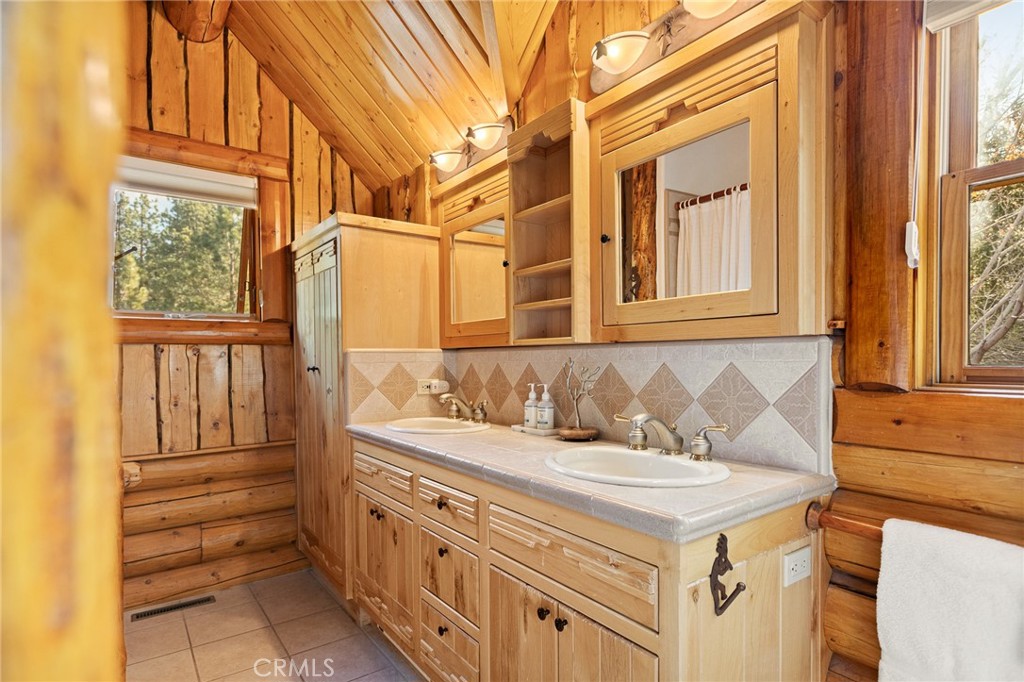 43629 Bow Canyon Drive Property Photo 30