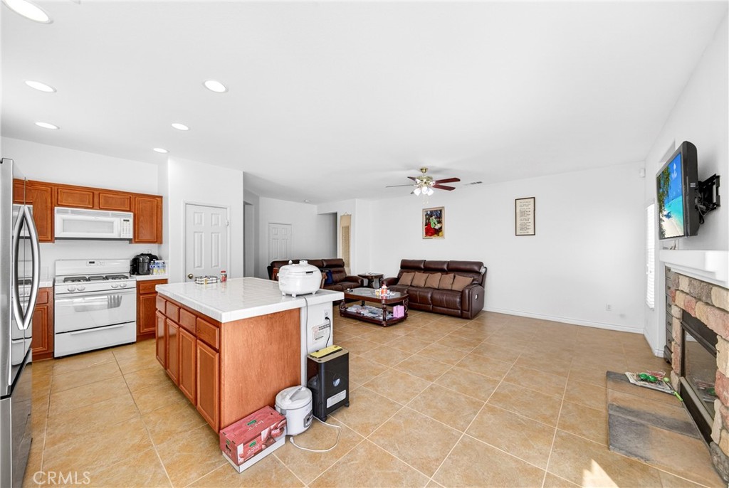12653 Garfield Property Photo 10