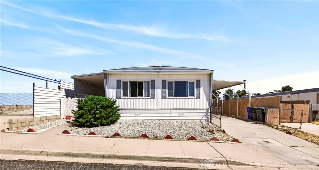 15668 Calico Property Photo 1