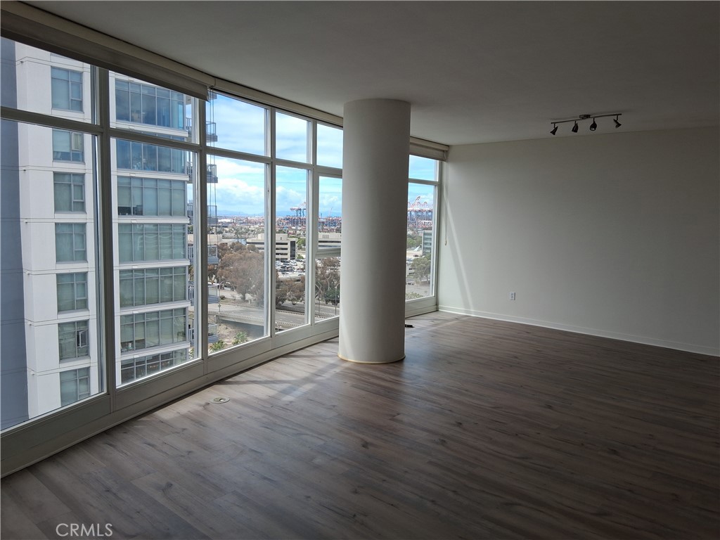 400 W Ocean Boulevard 1102 Property Photo 8