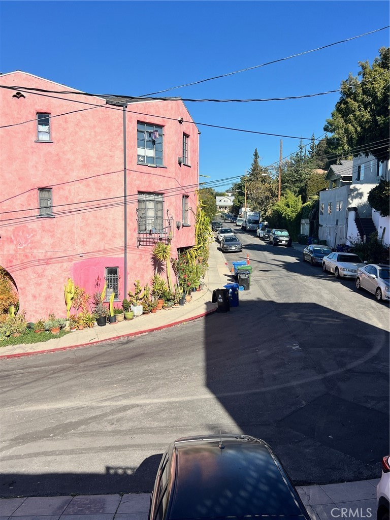 1414 Fairbanks Property Photo 8