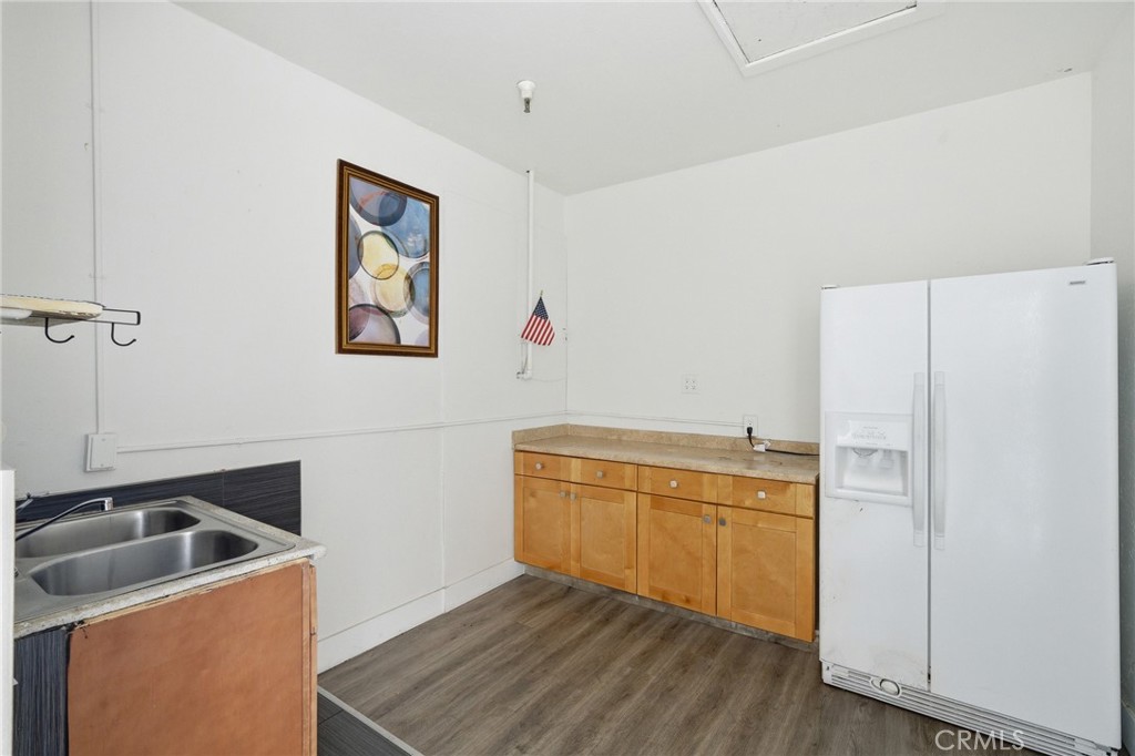 16440 Ashland Property Photo 22