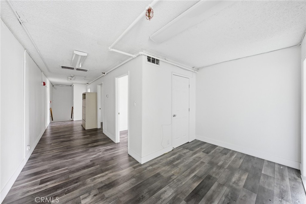 16440 Ashland Property Photo 32