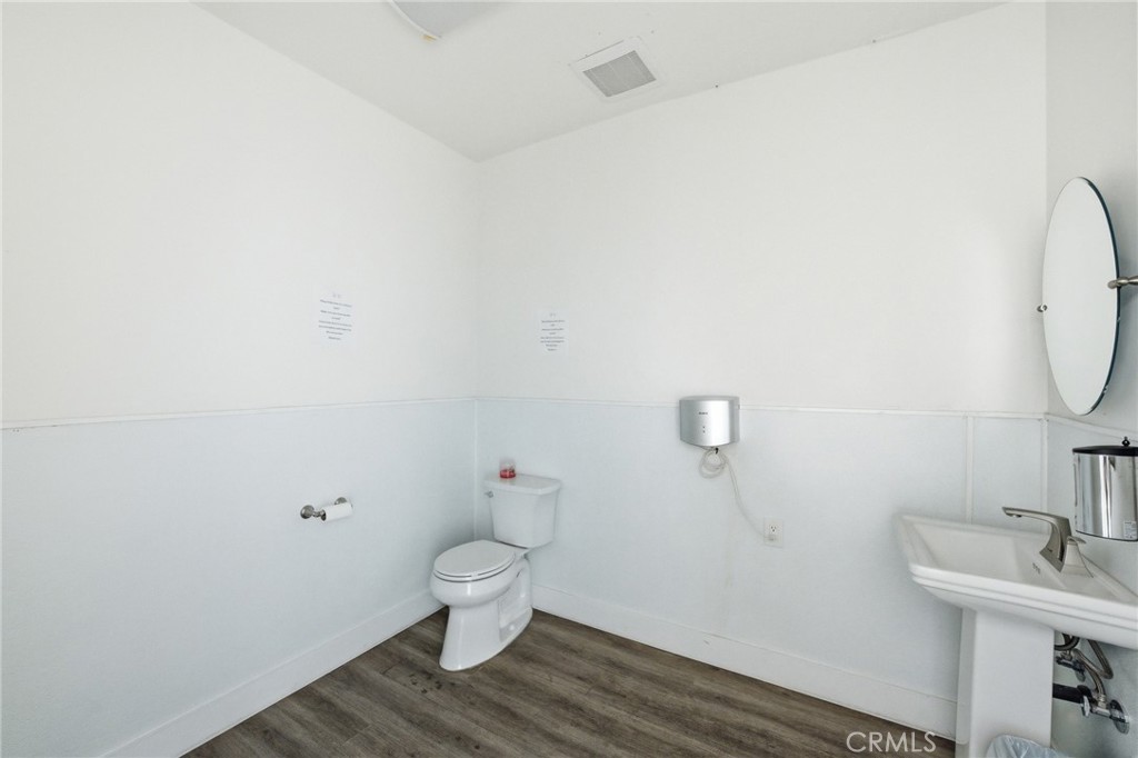16440 Ashland Property Photo 34