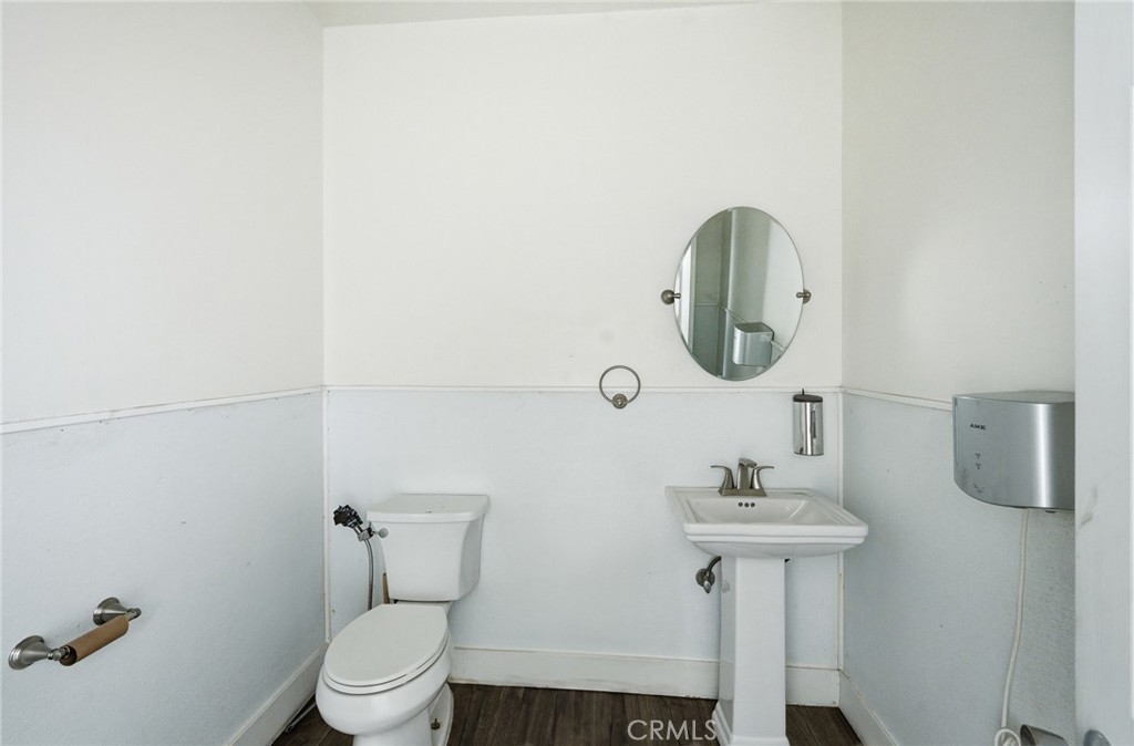 16440 Ashland Property Photo 36