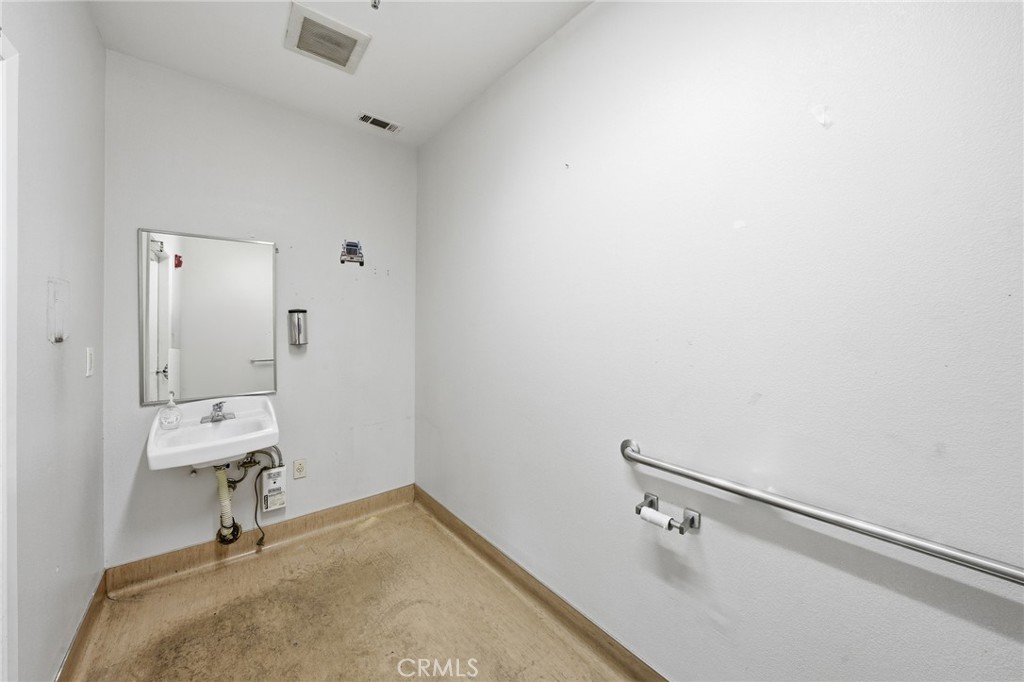 16440 Ashland Property Photo 61