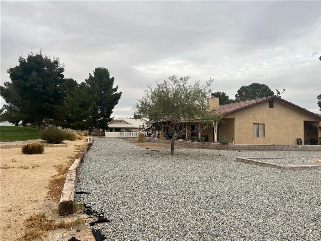 14988 Blue Grass Property Photo 2