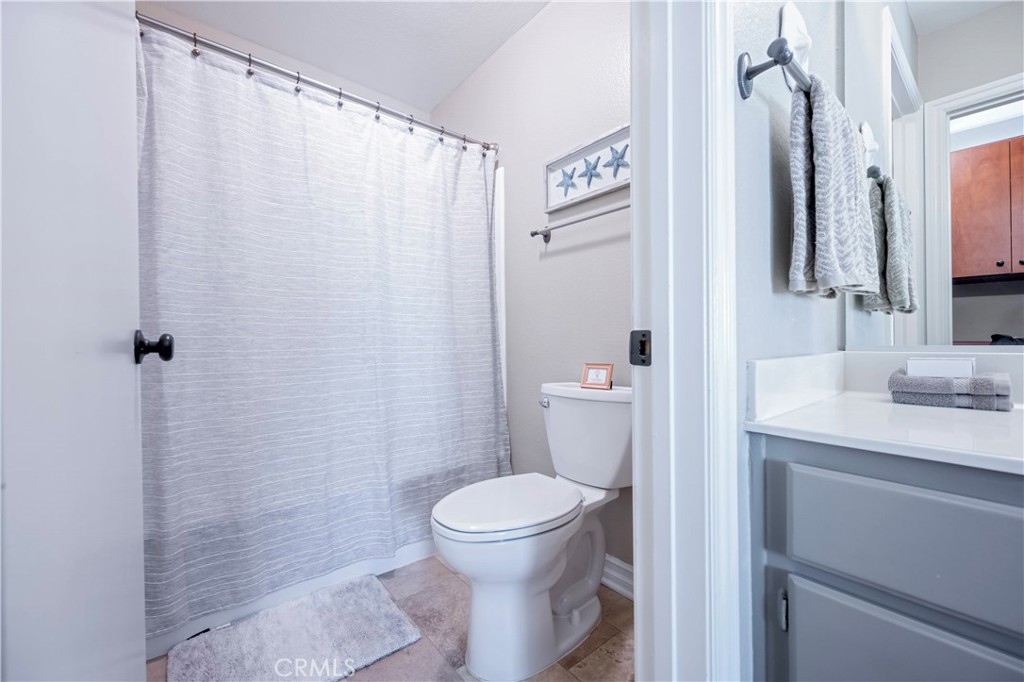 10 Corniche Drive E Property Photo 15