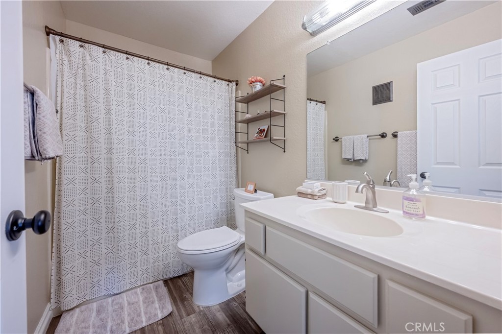 10 Corniche Drive E Property Photo 19