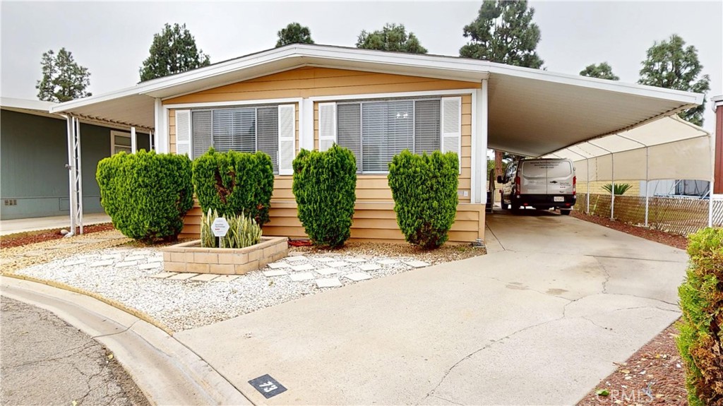 3595 Santa Fe Ave 73 Property Photo 5