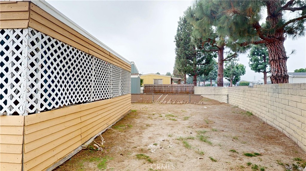 3595 Santa Fe Ave 73 Property Photo 8