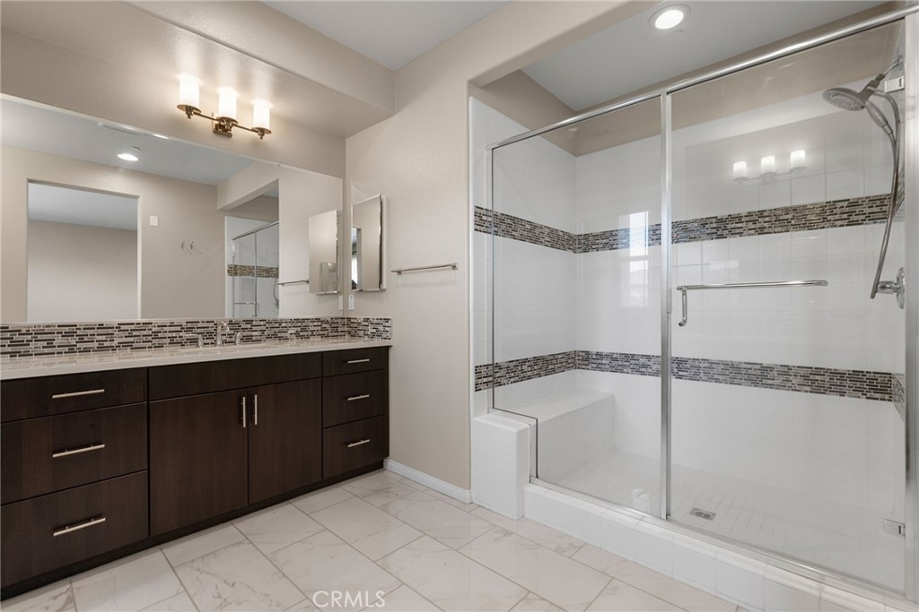61 Origin Property Photo 38