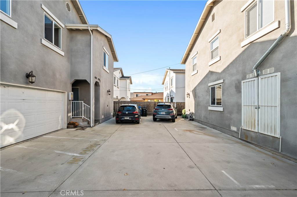 4812 Saturn Street Property Photo 33
