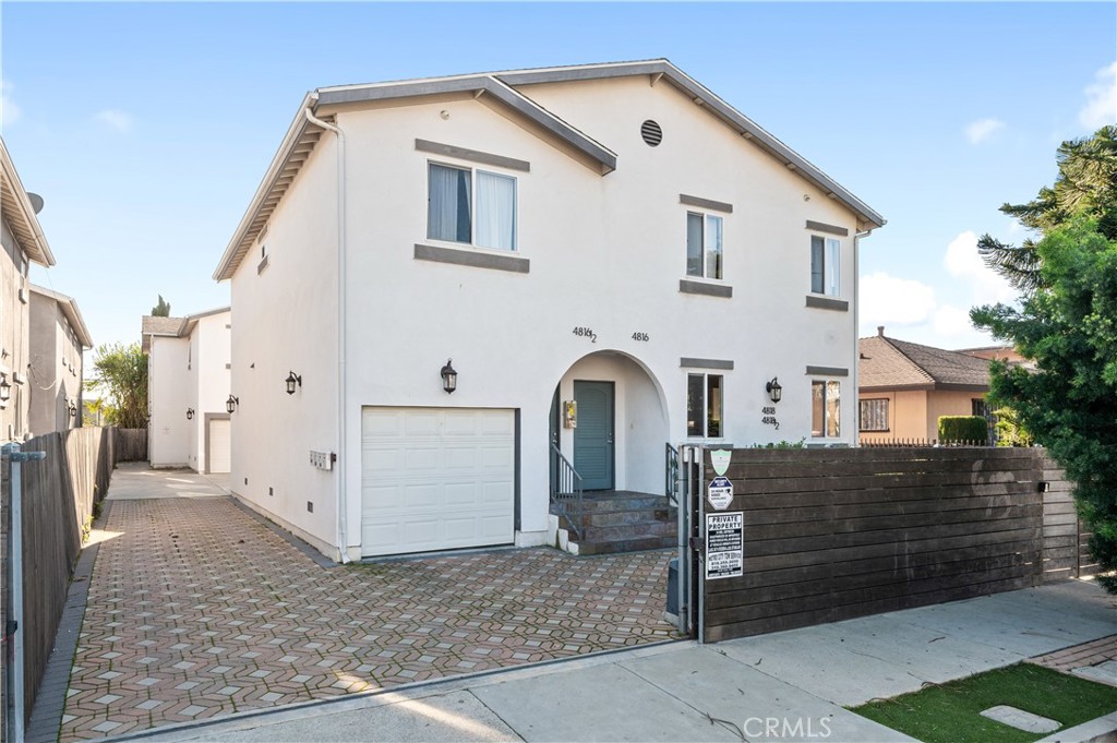 4816 Saturn Street Property Photo 2