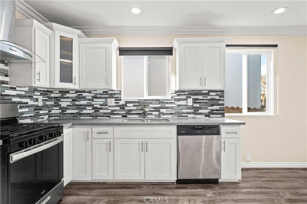 4816 Saturn Street Property Photo 15