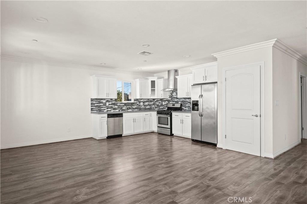 4816 Saturn Street Property Photo 25
