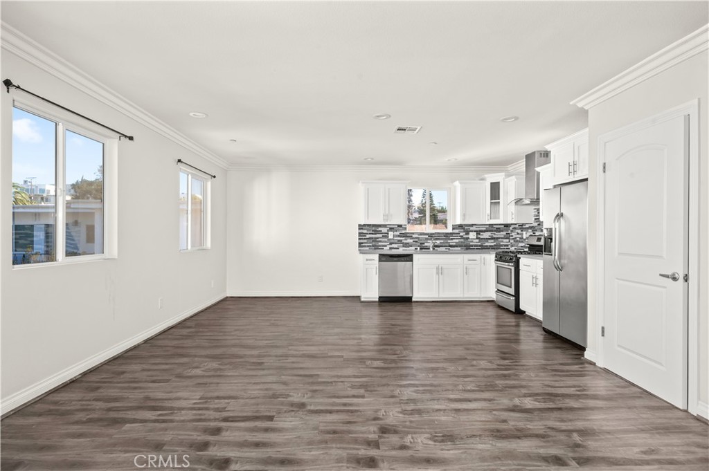 4816 Saturn Street Property Photo 26