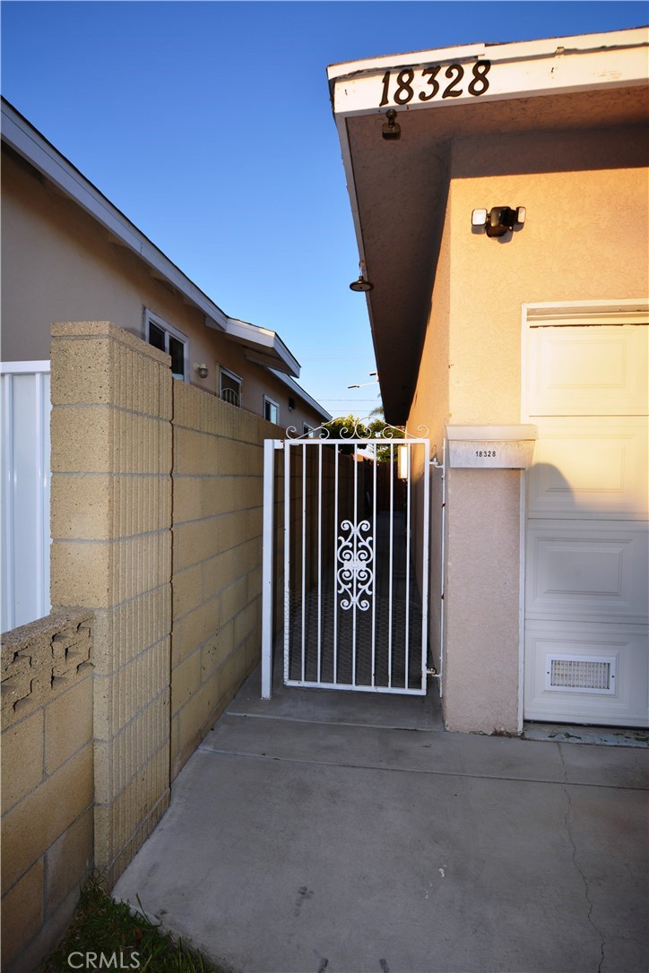 18328 Devlin Avenue Property Photo 5
