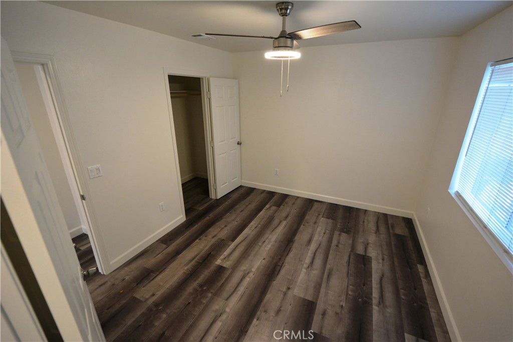 18328 Devlin Avenue Property Photo 14
