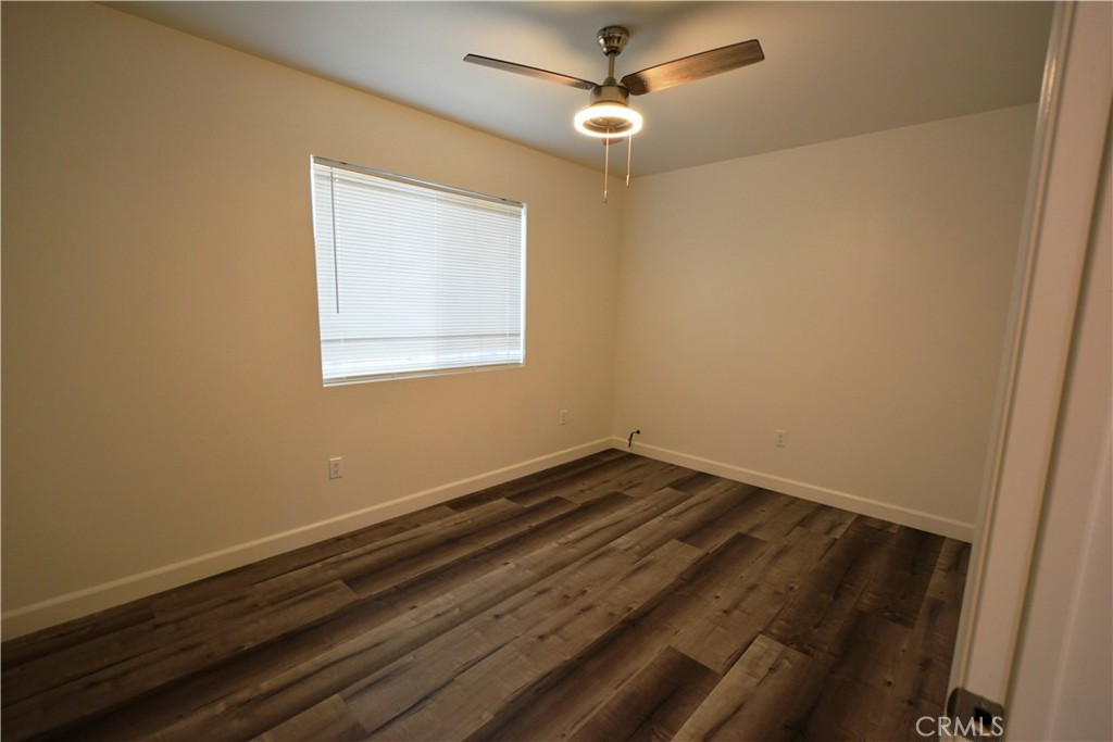 18328 Devlin Avenue Property Photo 15