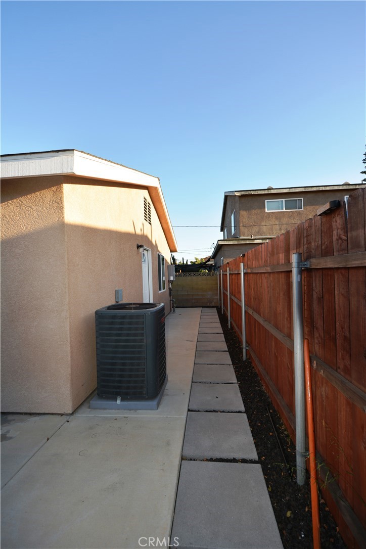 18328 Devlin Avenue Property Photo 22