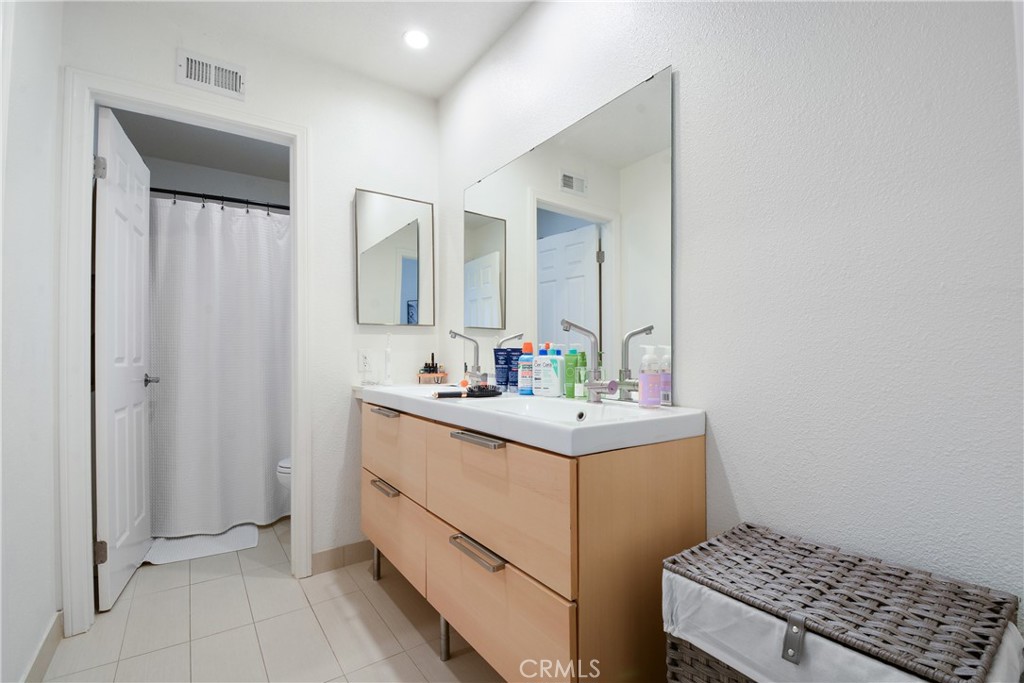 4225 Hermitage Property Photo 15