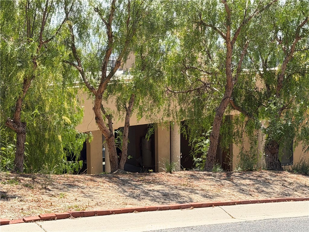 85 Altamont Property Photo 4
