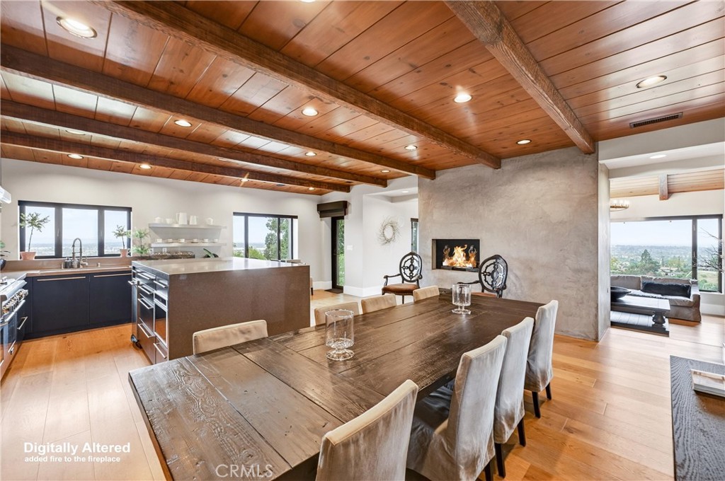 506 Dorothea Property Photo 4