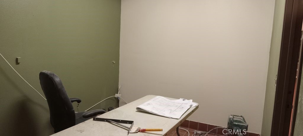 2513 W Edinger Avenue Property Photo 7