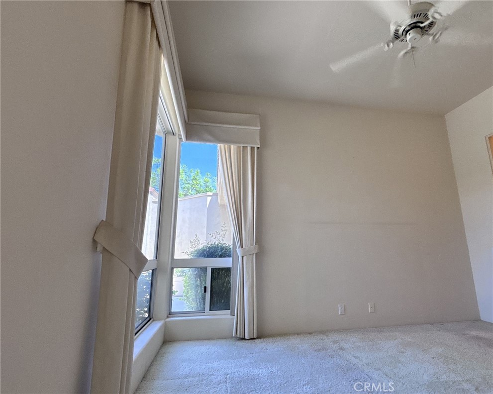 44100 Lakeside Dr Property Photo 23