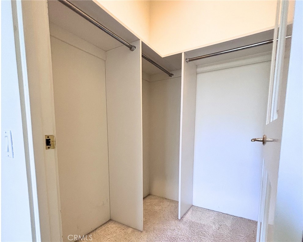 44100 Lakeside Dr Property Photo 25