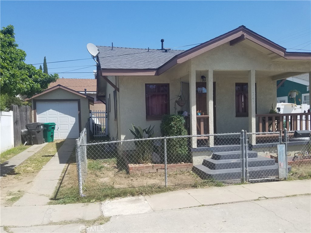 1345 Termino Property Photo 4
