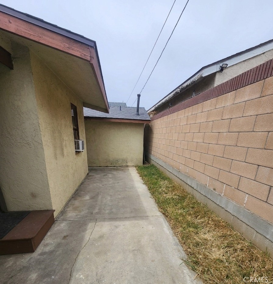 1345 Termino Property Photo 10