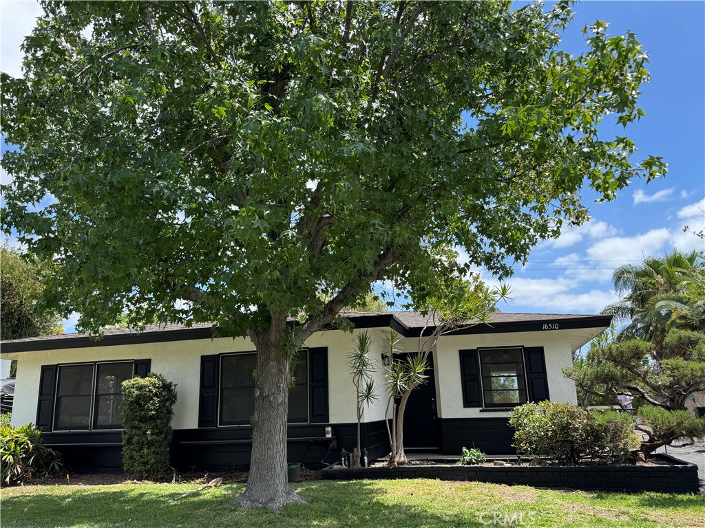 16510 Janine Property Photo 1