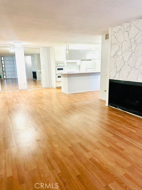 421 S La Fayette Park 214 Property Photo 8