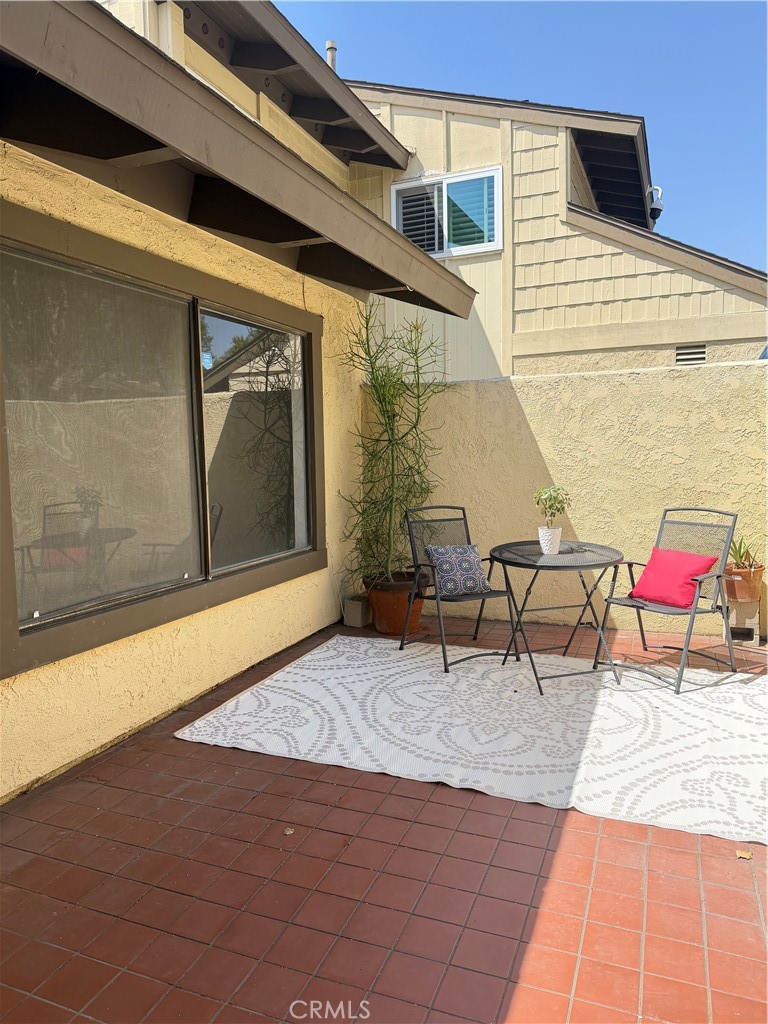 2620 N Tustin A/37 Property Photo 3