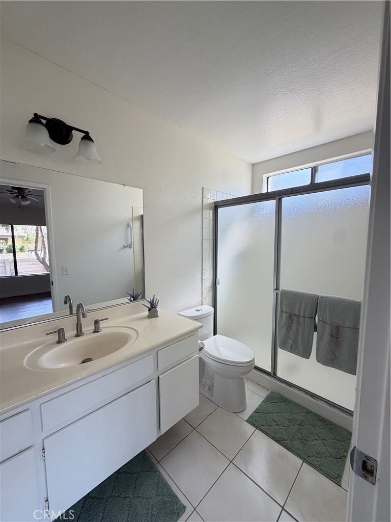 2620 N Tustin A/37 Property Photo 10