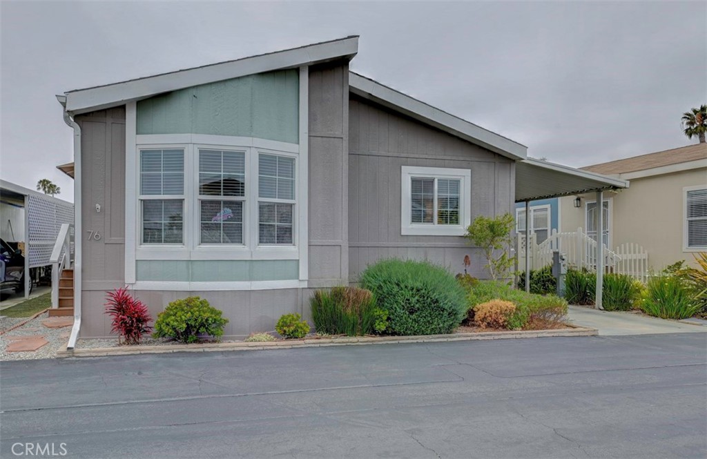 1845 Monrovia Avenue 76 Property Photo 1