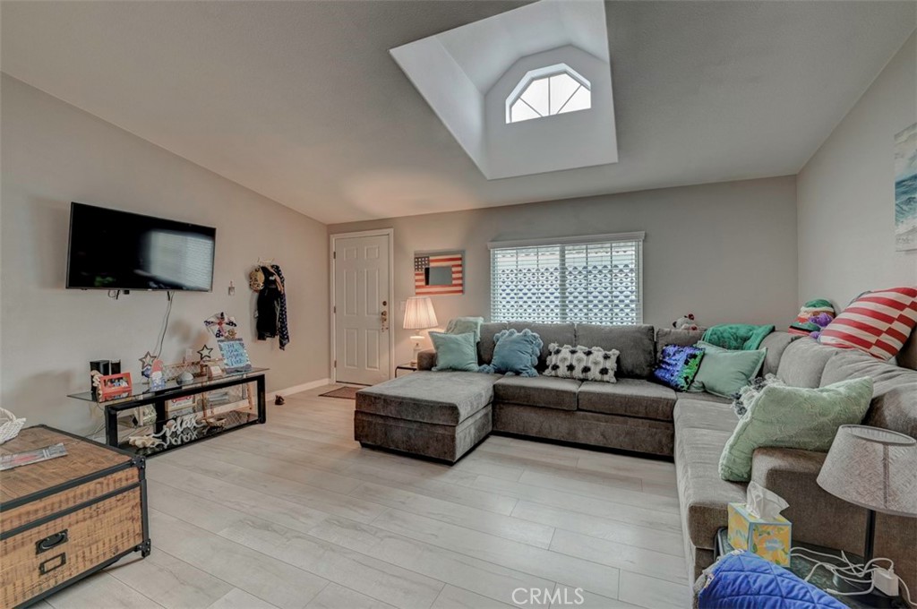 1845 Monrovia Avenue 76 Property Photo 7