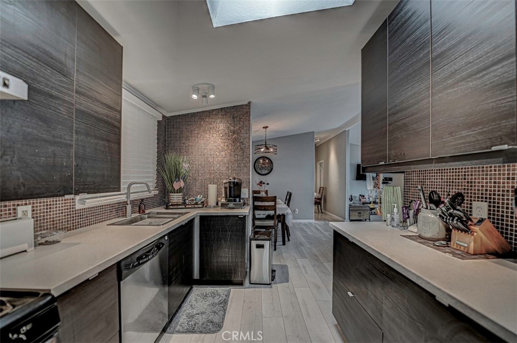 1845 Monrovia Avenue 76 Property Photo 20