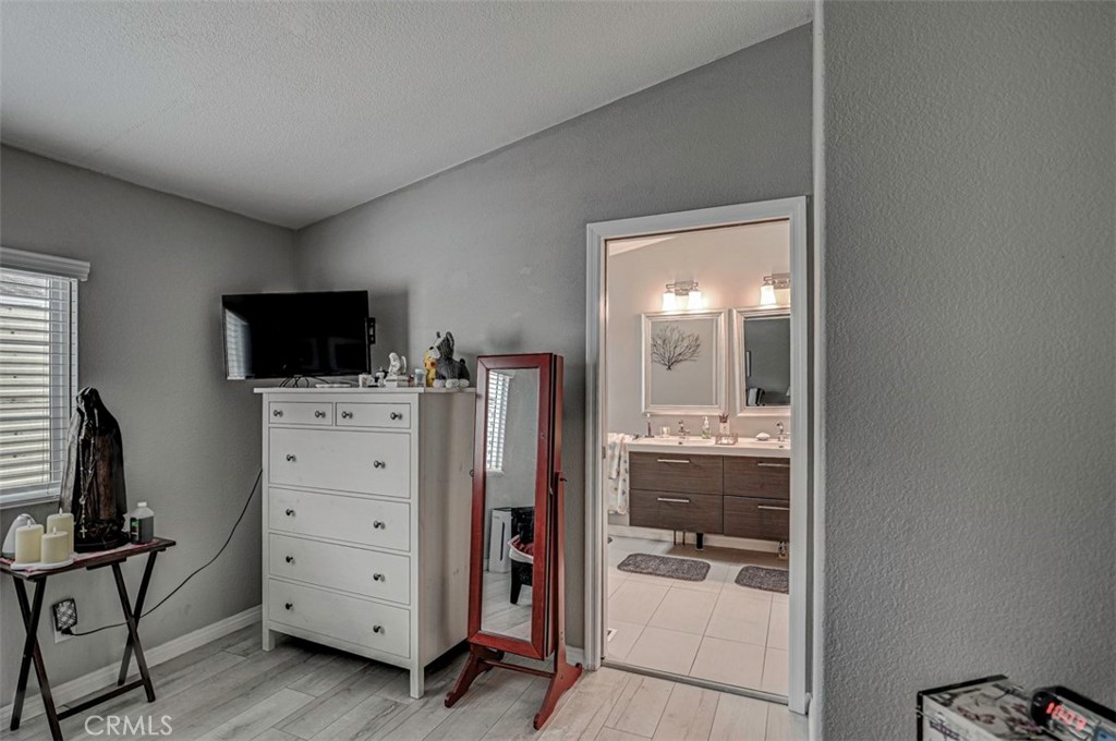 1845 Monrovia Avenue 76 Property Photo 23
