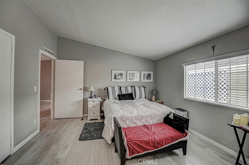 1845 Monrovia Avenue 76 Property Photo 25