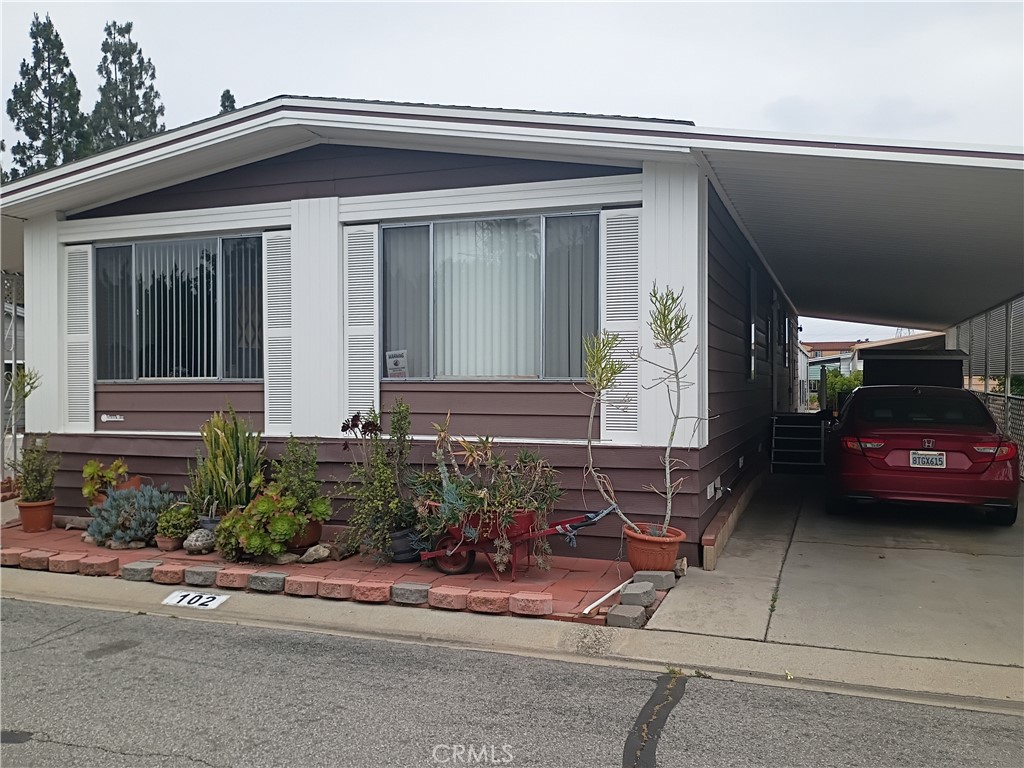 8509 Beverly Boulevard 102 Property Photo 1