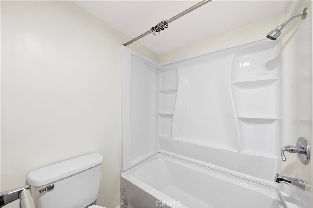11398 Bartlett Property Photo 21