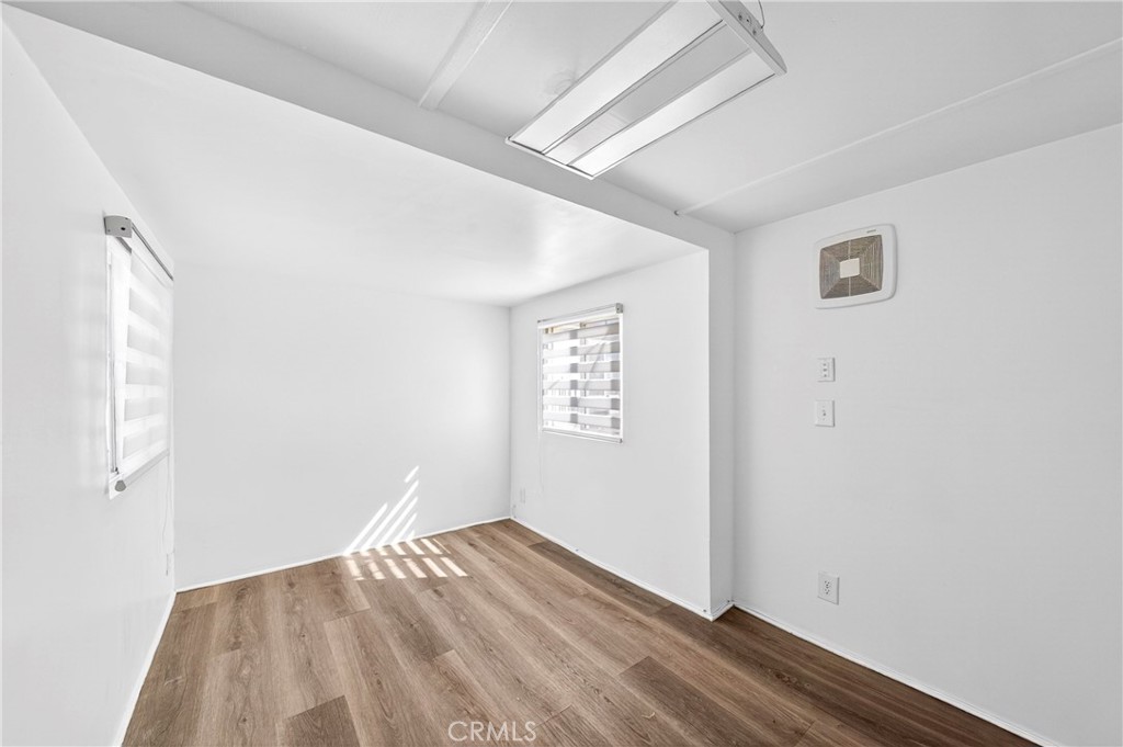11398 Bartlett Property Photo 30