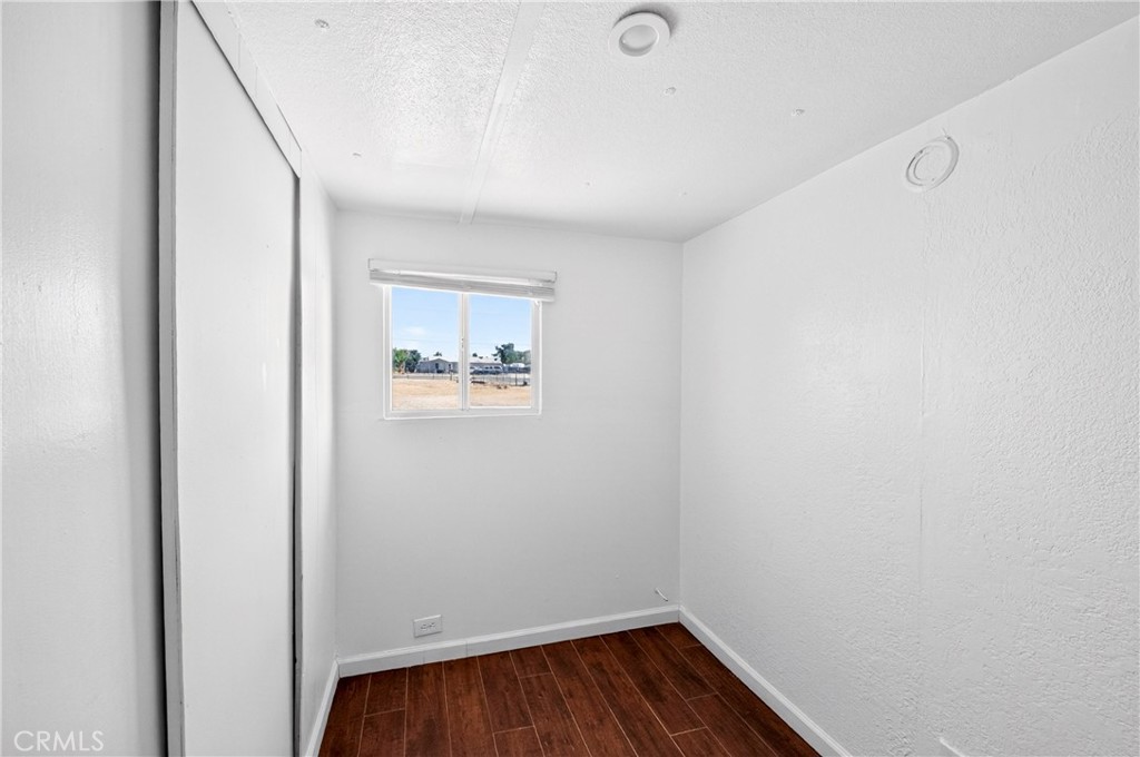 11398 Bartlett Property Photo 39