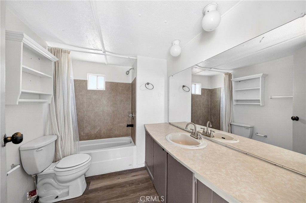 11398 Bartlett Property Photo 41