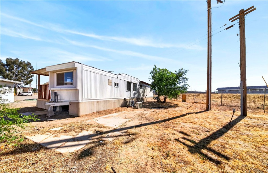 11398 Bartlett Property Photo 48