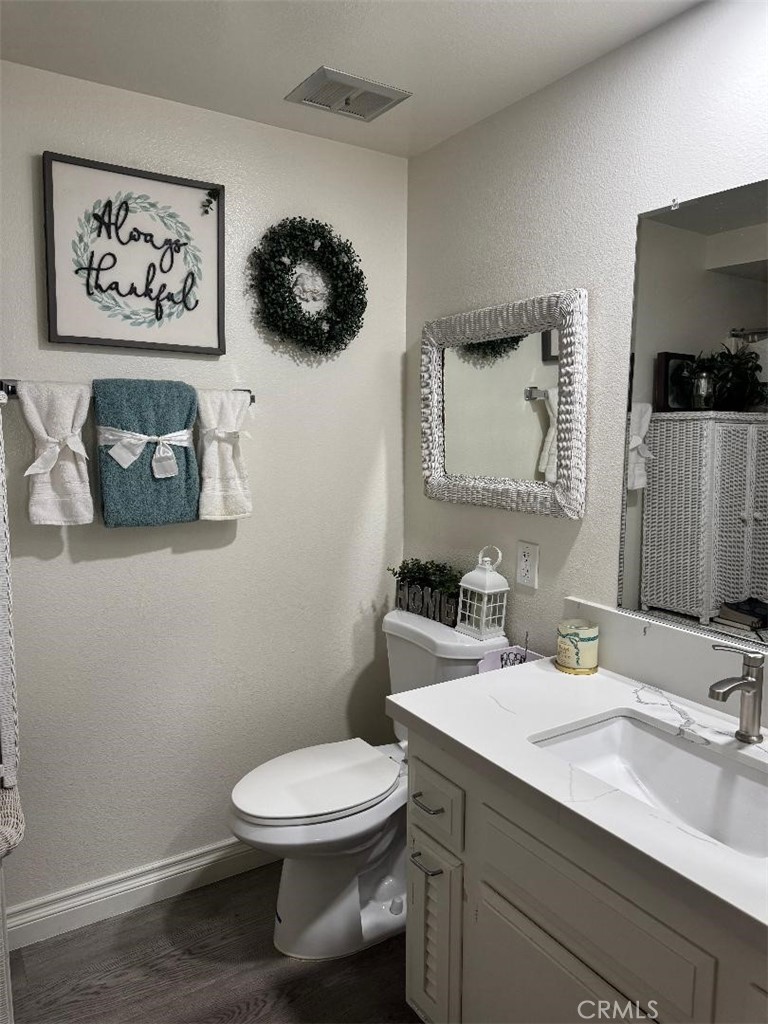 2260 Via Puerta P Property Photo 7